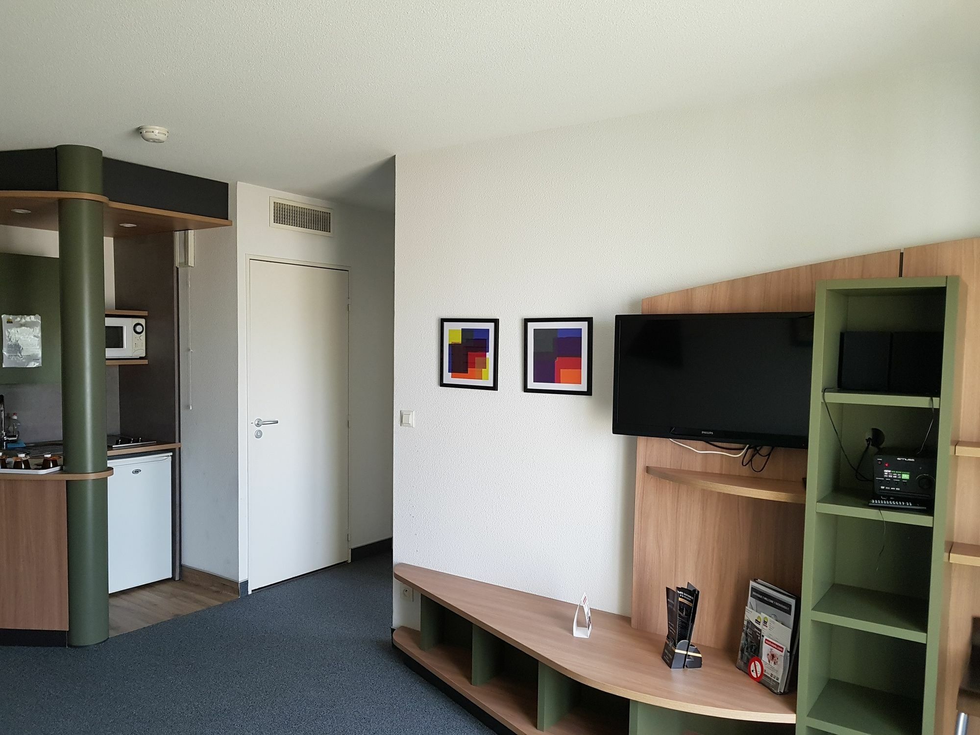 Suite-Home Orleans-Saran Exterior photo